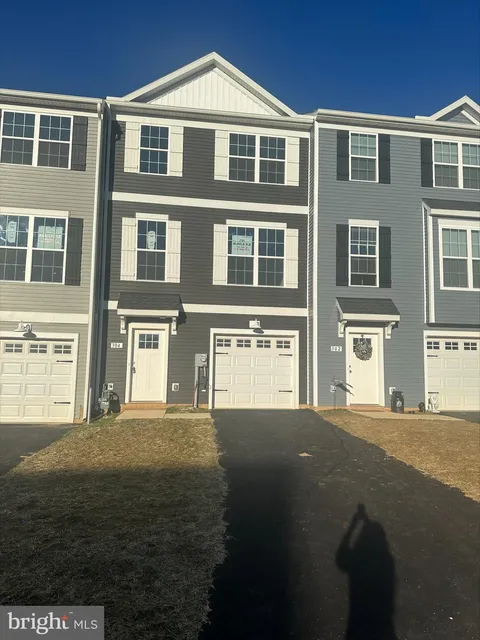 Primary image of 333 Avon Drive Unit 291, Red Lion, PA 17356