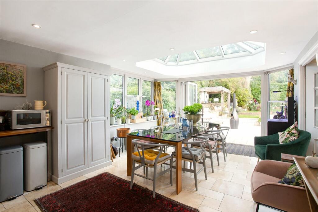 Additional image 3 of Meadow Walk, Harpenden, Hertfordshire, AL5