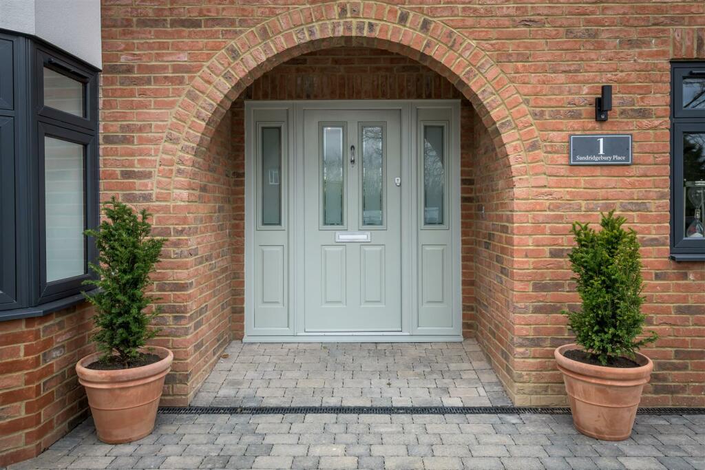 Additional image 4 of Sandridgebury Lane, St. Albans