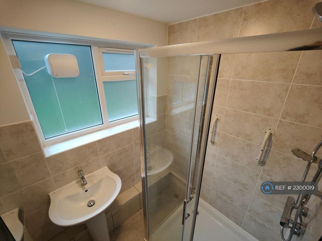 Additional image 3 of Charmouth Court, St. Albans, AL1