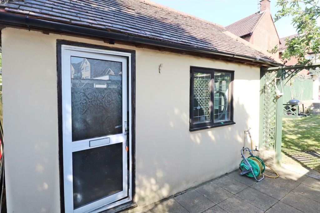 Additional image 12 of Hatfield Road, St. Albans