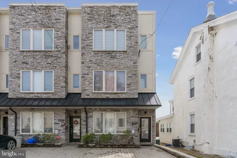 329 Delmar Street, Philadelphia, PA 19128