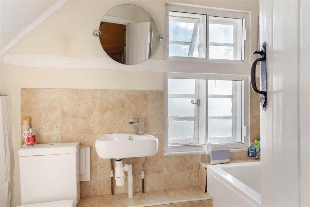 Additional image 14 of Little Woodend, Markyate, St. Albans, Hertfordshire, AL3