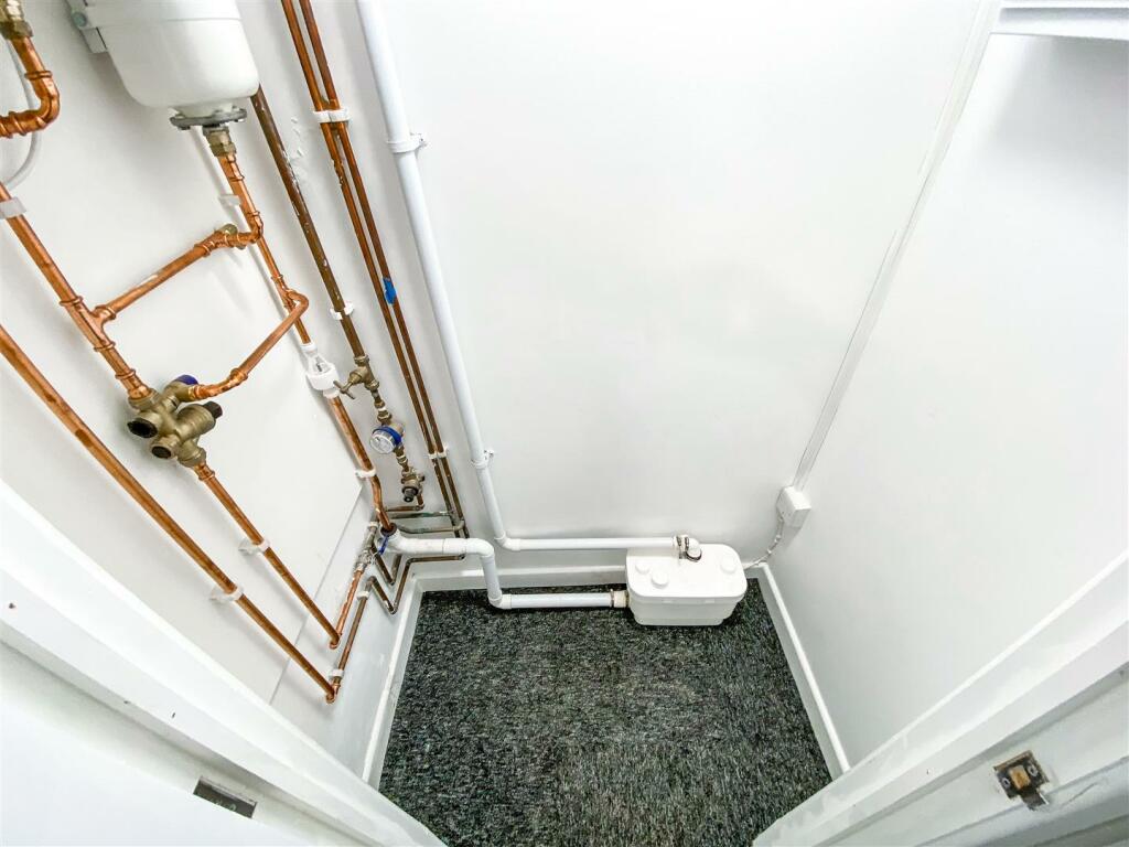 Additional image 12 of Stratford Road, Hall Green, Birmingham