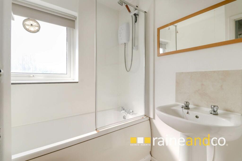 Additional image 12 of Holly Close, Hatfield