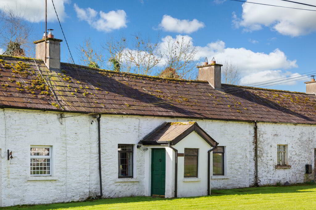 Primary image of 13 Ardglassan Cottages, Crossakiel, Kells, Ireland