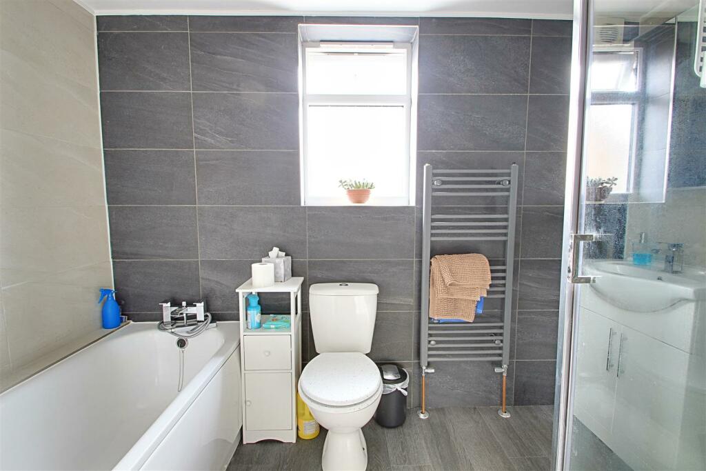 Additional image 29 of Collyer Road, London Colney, St Albans