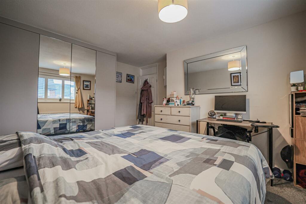 Additional image 26 of Broadstone Road, Harpenden, AL5