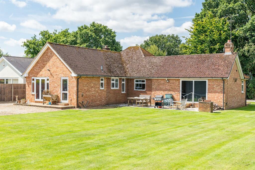 Additional image 19 of Orchard Road, Tewin