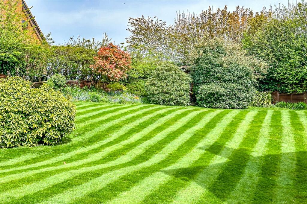 Additional image 13 of Townsend Drive, St. Albans, Hertfordshire, AL3