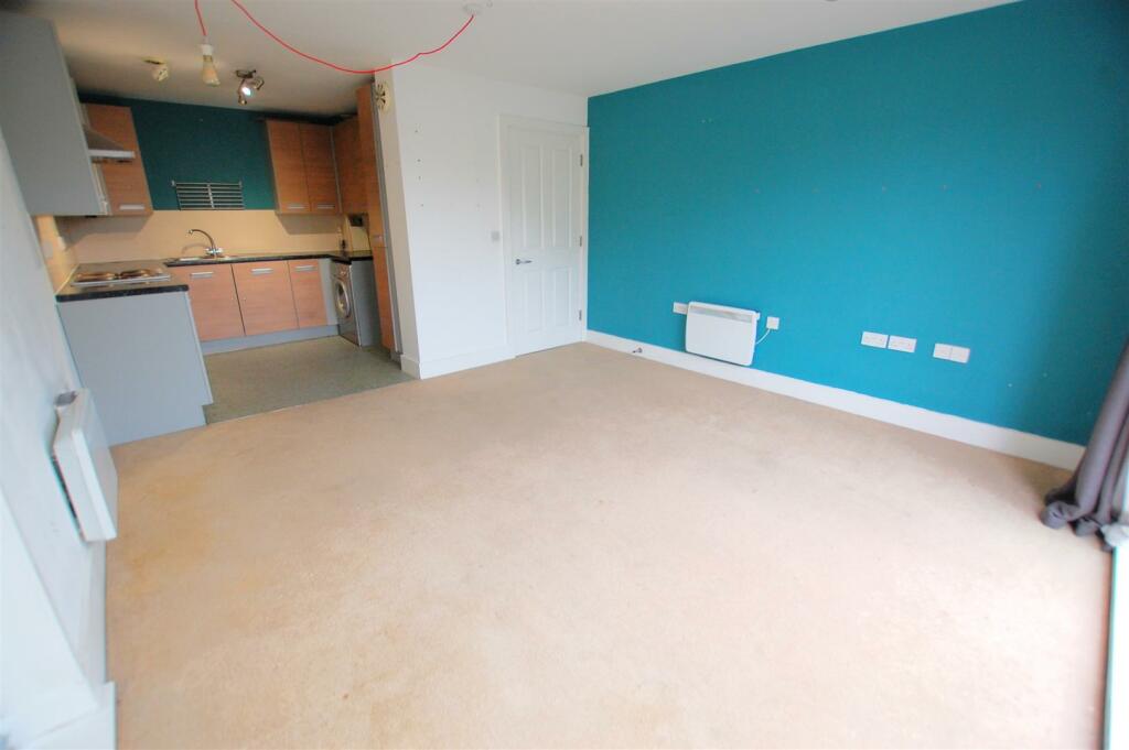 Additional image 9 of Lemsford Road, Hatfield