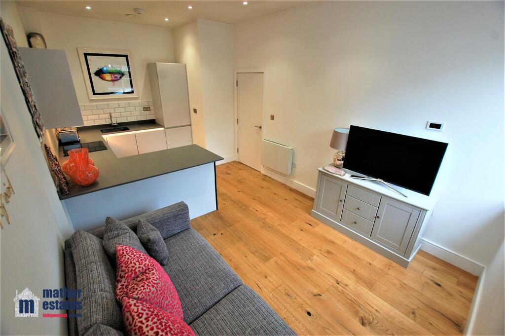 Additional image 5 of Great North Road, Hatfield