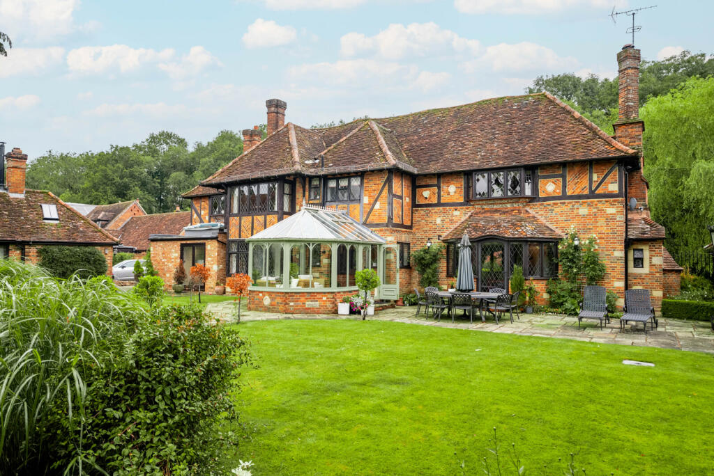 Additional image 4 of West Common Grove, Harpenden, Hertfordshire, AL5