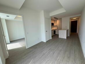 Additional image 2 of 715-425 Front St E