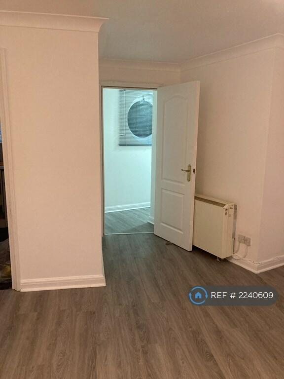 Additional image 10 of Hatfield, Hertfordshire, AL10