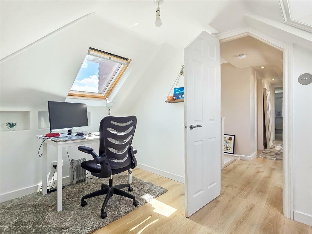 Additional image 15 of The Gardens, Brookmans Park