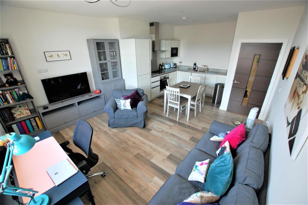 Additional image 20 of Great North Road, Hatfield