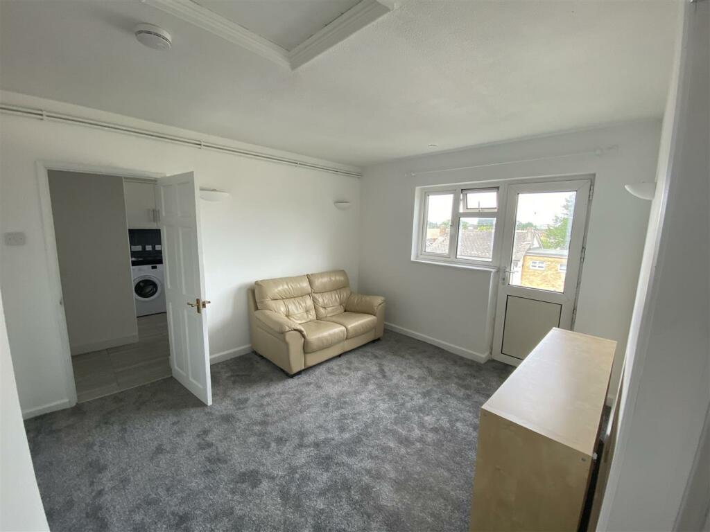 Additional image 5 of Grove Mead, Hatfield