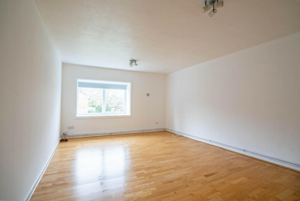 Additional image 11 of Grovelands, Park Street, St. Albans, Hertfordshire, AL2