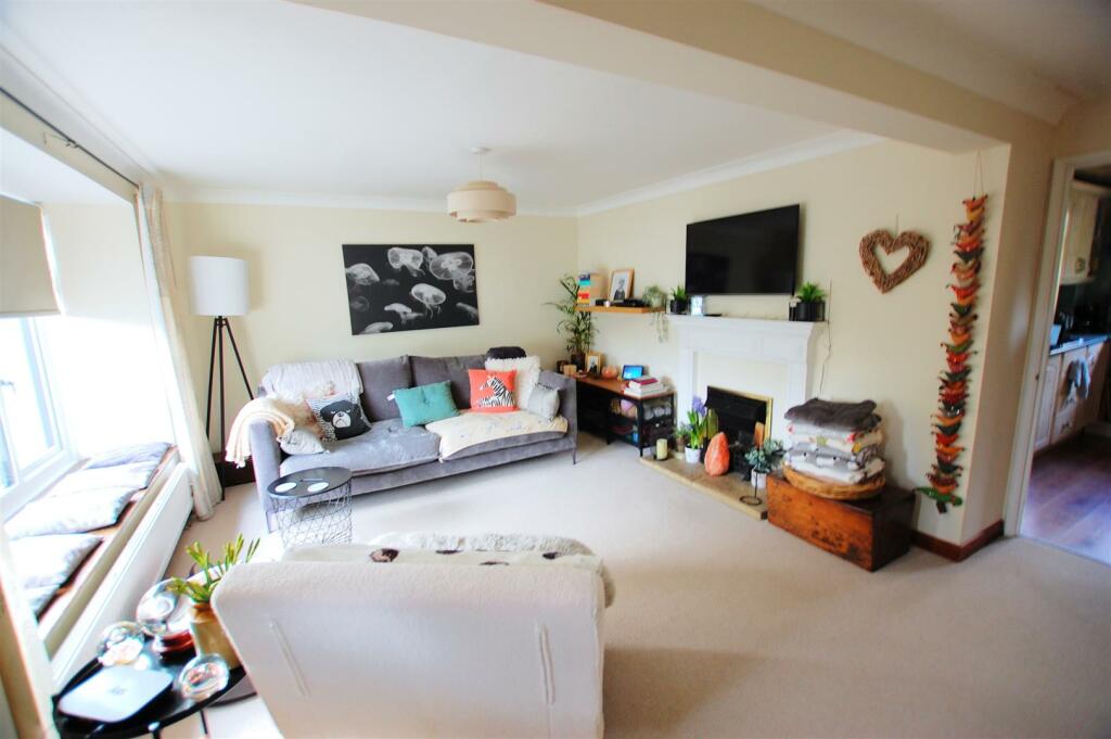 Additional image 5 of Roe Green Lane, Hatfield