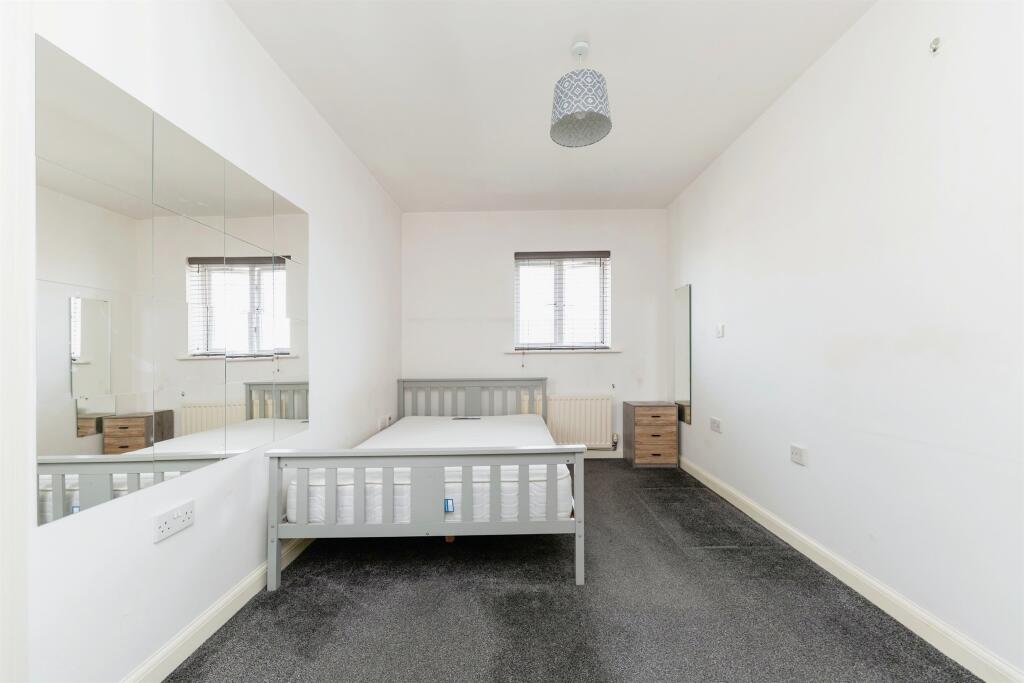 Additional image 14 of Dragon Road, Hatfield