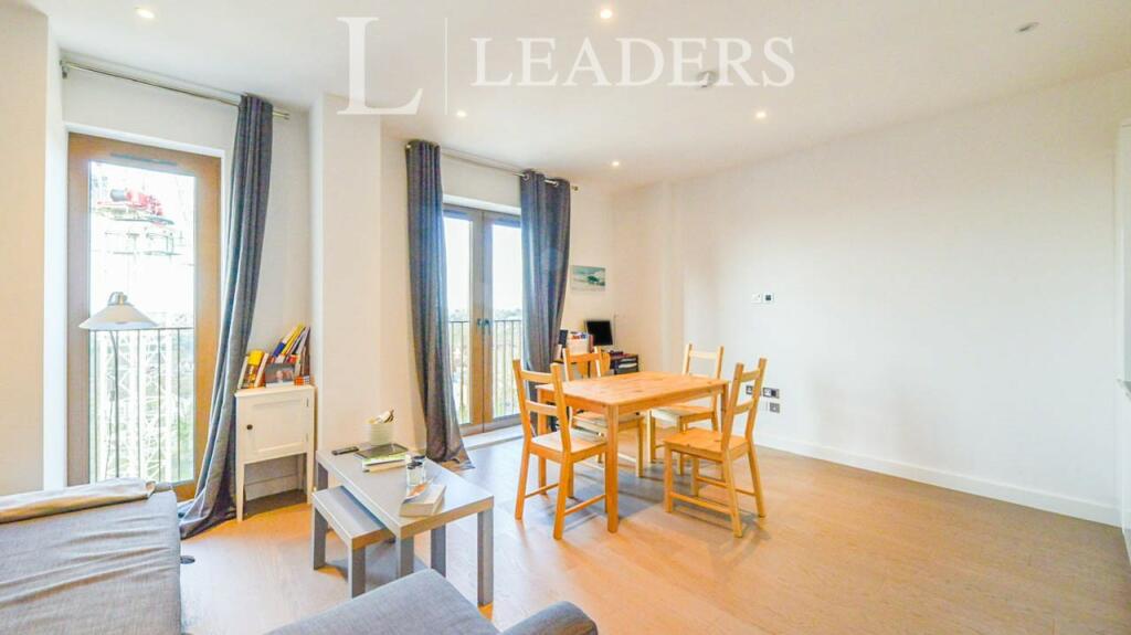 Additional image 8 of Ziggurat House