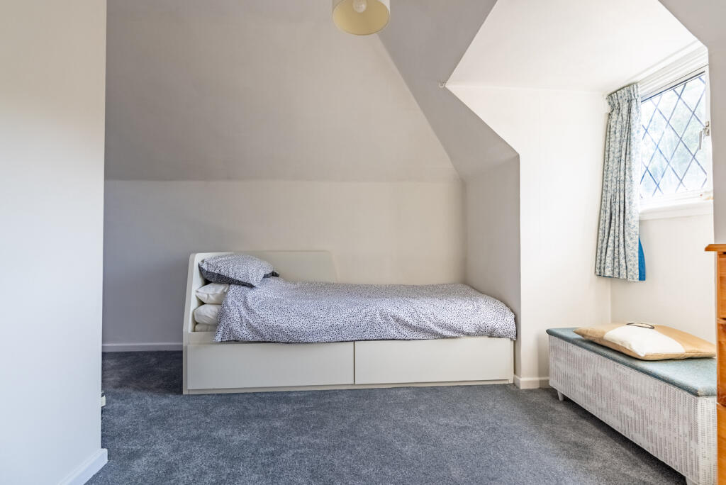 Additional image 13 of Walkers Close, Harpenden, Hertfordshire, AL5