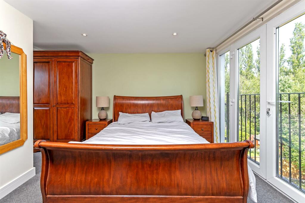 Additional image 27 of Pemberton Close, St. Albans