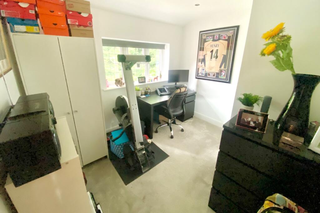 Additional image 10 of Birchwood Way, Park Street, St. Albans, Hertfordshire, AL2