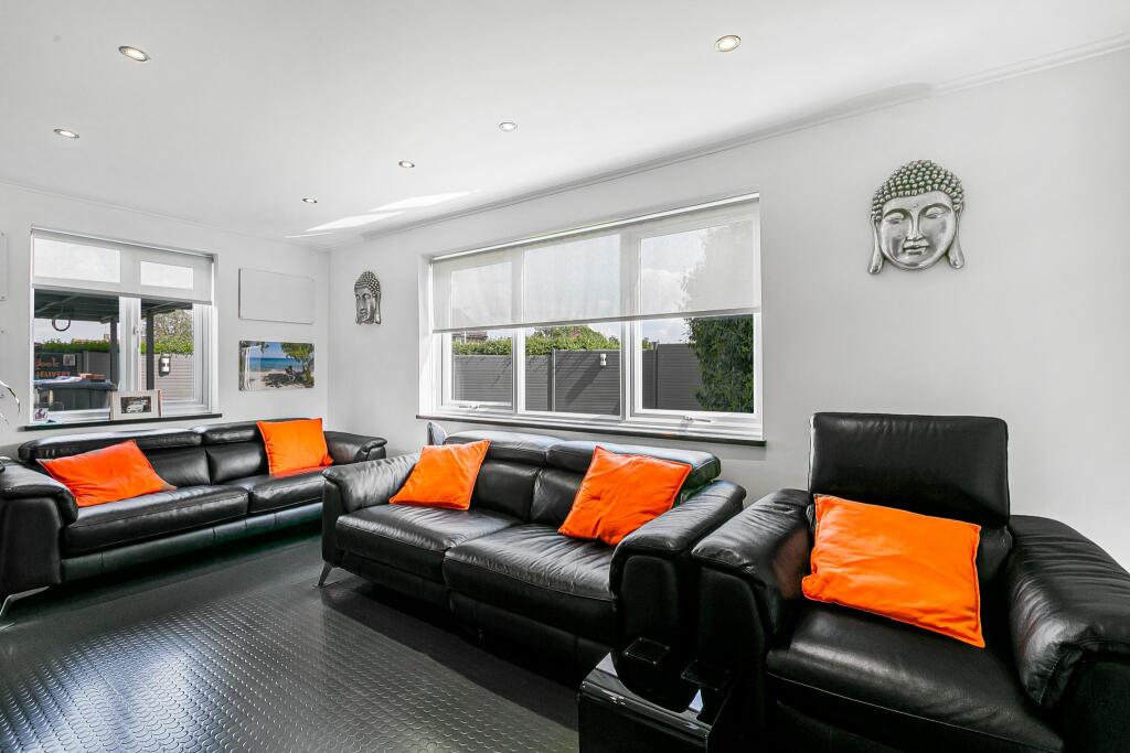 Additional image 7 of Puttocks Drive, Welham Green, AL9