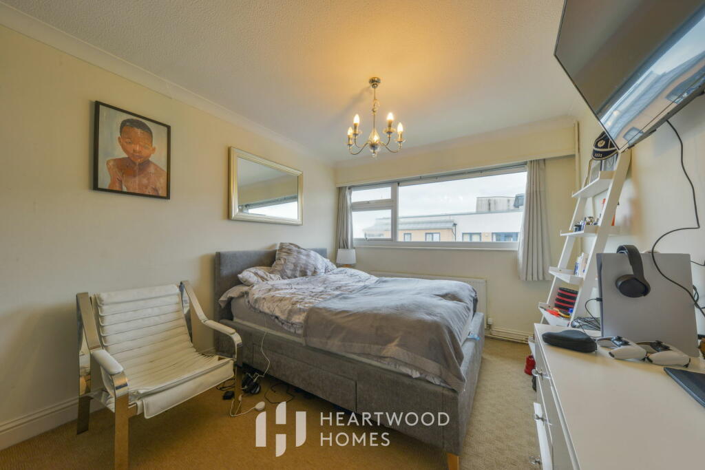 Additional image 7 of Chiltern Road, St. Albans, AL4 9SY