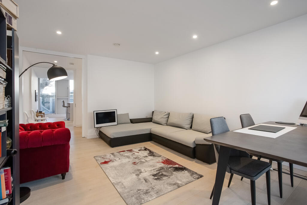 Additional image 15 of Gabriel Square, St. Albans, AL1