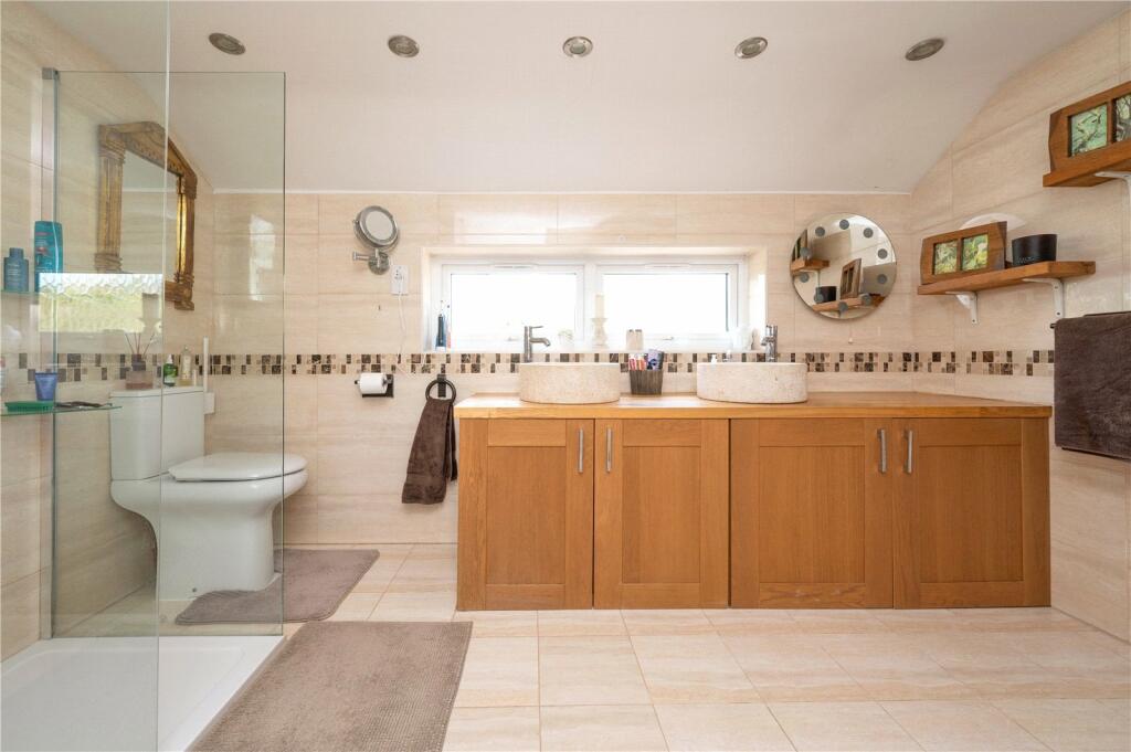 Additional image 9 of Maplefield, Park Street, St. Albans, Hertfordshire