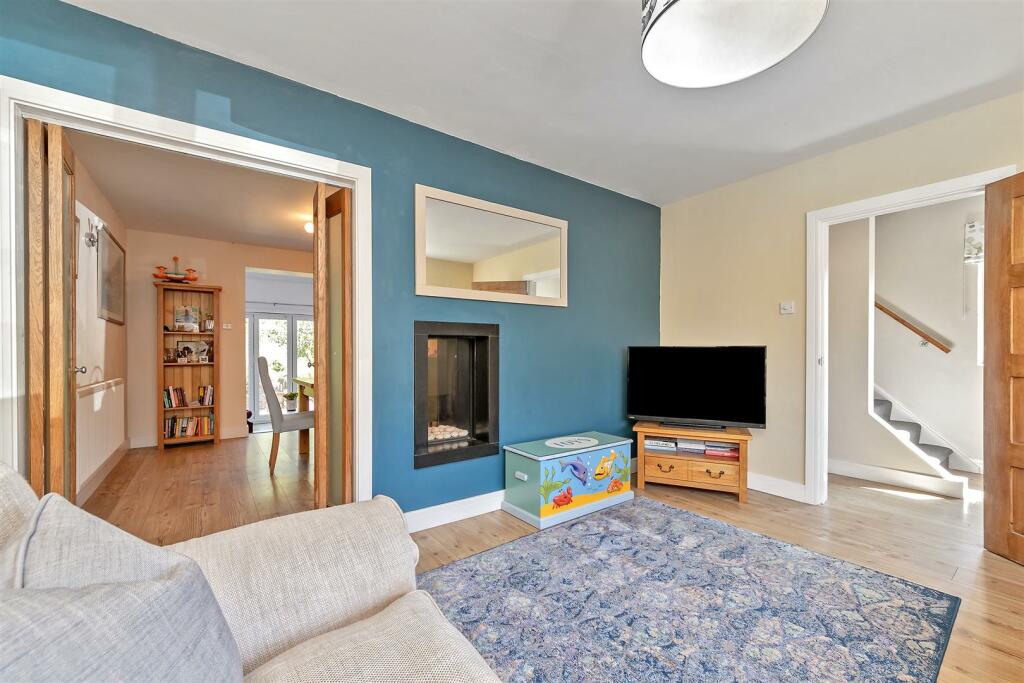 Additional image 5 of Pemberton Close, St. Albans