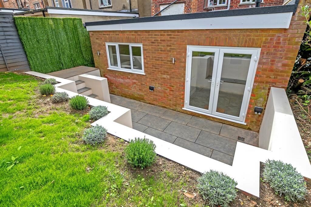 Additional image 24 of Victoria Street, St. Albans