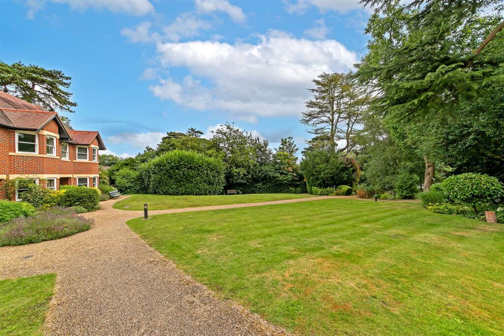 Additional image 27 of St. Stephens Hill, St. Albans