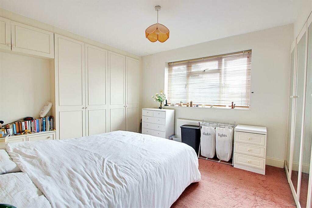 Additional image 16 of Collyer Road, London Colney, St Albans