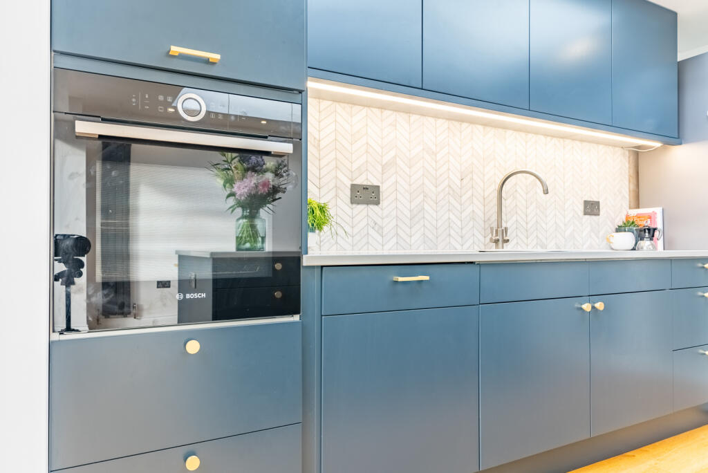 Additional image 5 of Drakes Drive, St. Albans, Hertfordshire, AL1