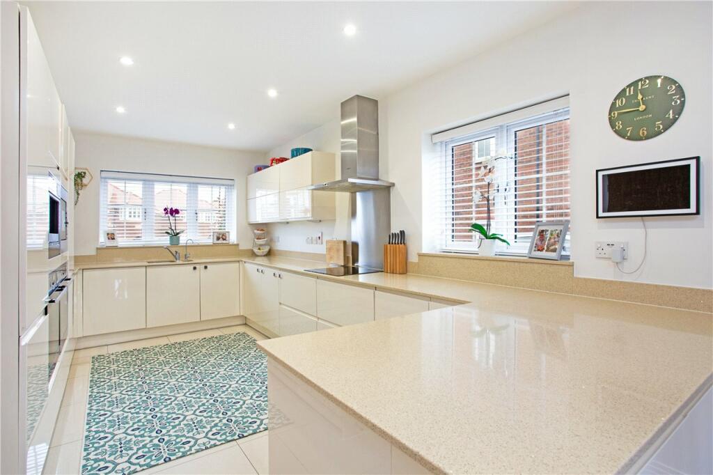 Additional image 6 of Mortimer Crescent, Kings Park, St. Albans, Hertfordshire