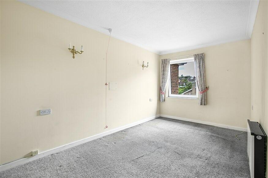 Additional image 5 of Roundwood Lane, Harpenden, AL5