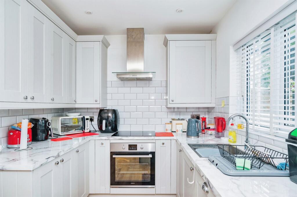 Additional image 5 of Napsbury Avenue, London Colney, St. Albans