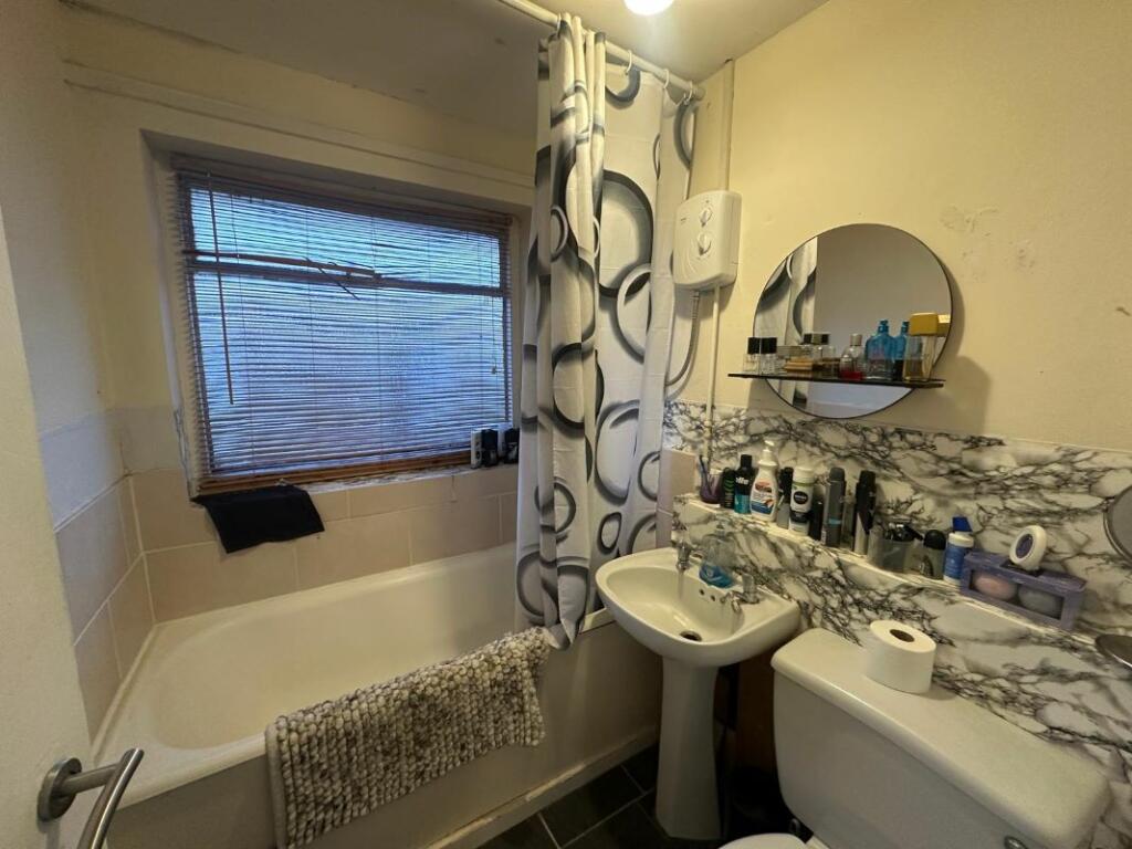 Additional image 7 of 124 Holly Lane, Erdington, Birmingham, B24 9JX