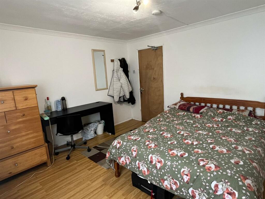 Additional image 9 of Briars Close, Hatfield