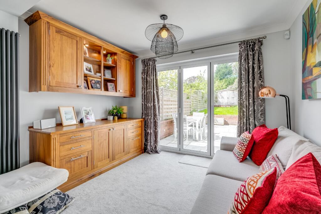 Additional image 8 of Dellcott Close, West Side, Welwyn Garden City, Hertfordshire, AL8