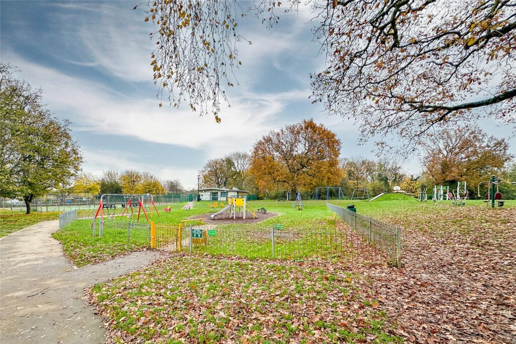 Additional image 14 of Hughenden Road, St. Albans, Hertfordshire, AL4