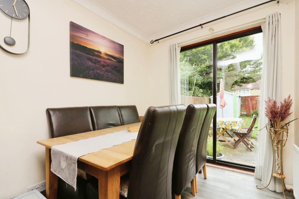 Additional image 4 of Duncan Close, Welwyn Garden City, Herts, AL7