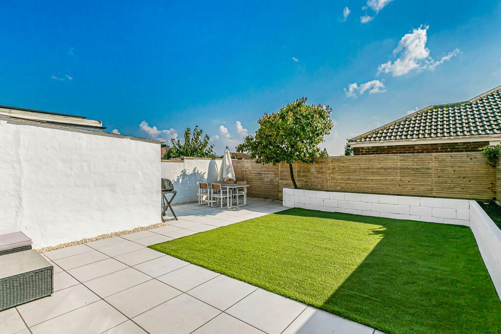 Additional image 14 of Pooleys Lane, Welham Green, AL9