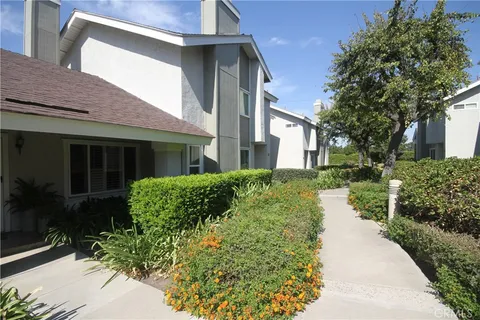 35 Butterfield Unit 23, Irvine, CA 92604