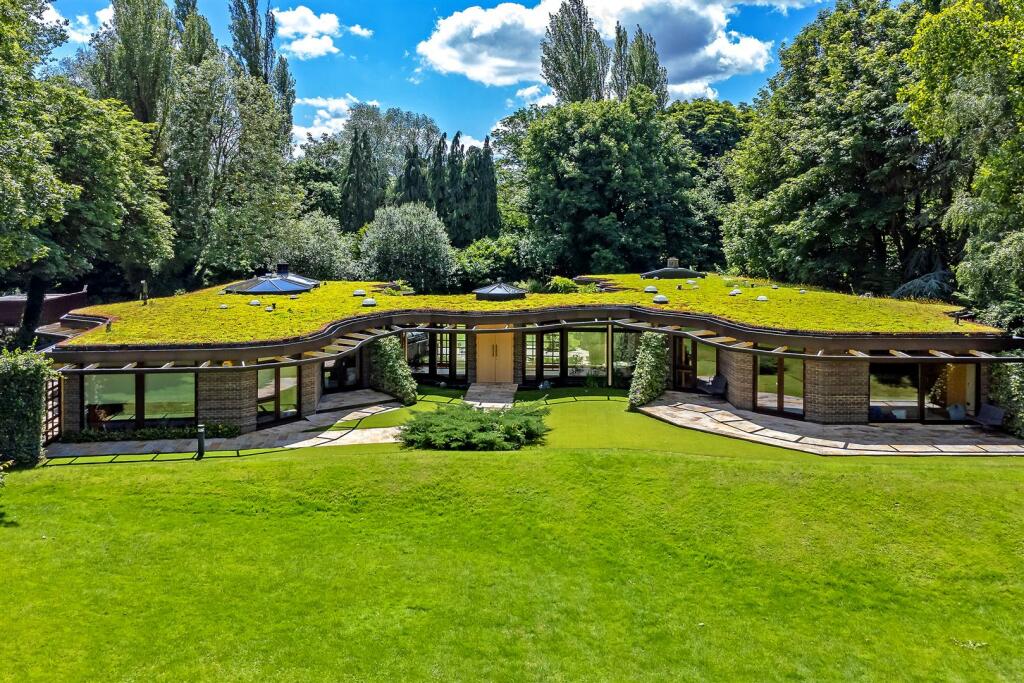 Additional image 17 of Pondwicks Close, St.Albans