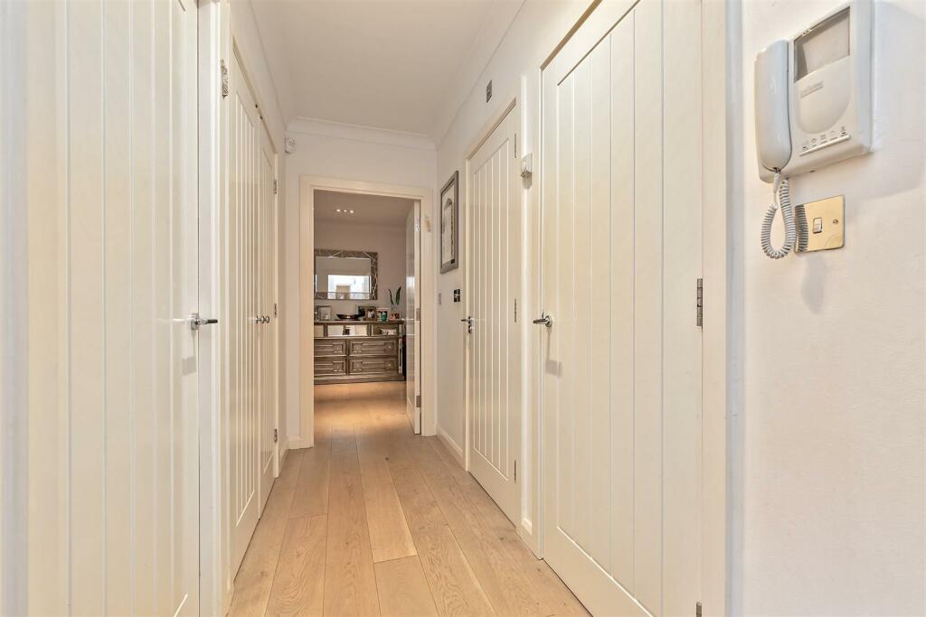 Additional image 16 of London Road, St Albans